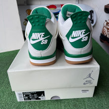 Load image into Gallery viewer, Jordan SB Pine Green 4s Size 8

