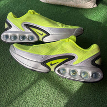Load image into Gallery viewer, Nike Volt Air Max DNs Size 14
