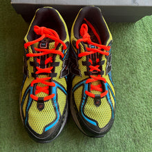 Load image into Gallery viewer, New Balance 1906Rs Size 10
