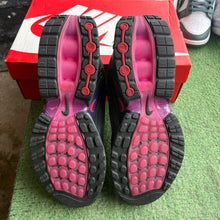 Load image into Gallery viewer, Nike Air Max DNS Size 9
