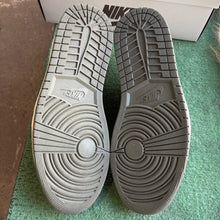 Load image into Gallery viewer, Jordan Travis Scott Medium Olive Low 1s Size 11
