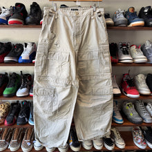 Load image into Gallery viewer, Balenciaga Convertible Cargos Size 46
