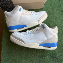 Load image into Gallery viewer, Jordan Lucky Shorts 3 Size 9
