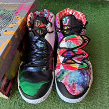 Load image into Gallery viewer, Nike Best Of Kybrid S2s Size 12
