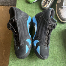 Load image into Gallery viewer, Jordan University Blue 14s Size 9
