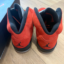 Load image into Gallery viewer, Jordan Dunk on Mars 5s Size 11.5W/10M
