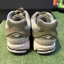 Load image into Gallery viewer, New Balance Olive Light Khaki 2002Rs Size 9
