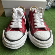 Load image into Gallery viewer, Maison Mihara Yasuhiro Peterson OG Sole Canvas Lows Size 44
