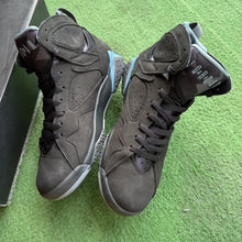 Load image into Gallery viewer, Jordan Chambray 7s Size 10.5
