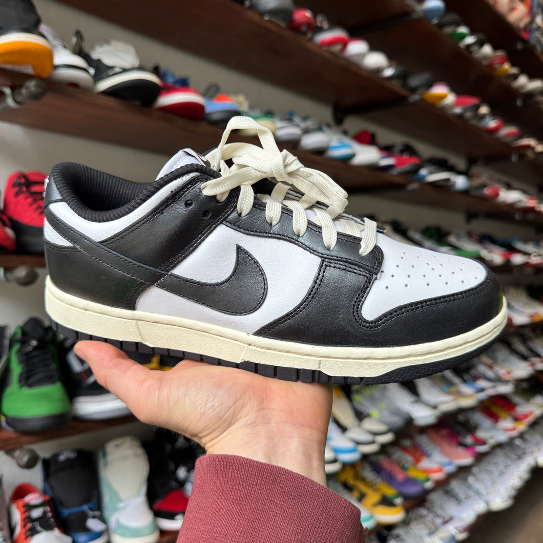 Nike Vintage Panda Low Dunks Size 10W/8.5M