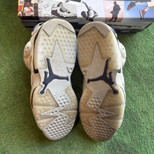 Load image into Gallery viewer, Jordan Georgetown 6s Size 8.5
