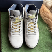 Load image into Gallery viewer, Jordan A Ma Maniére Dawn 5s Size 11.5M/13W
