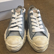 Load image into Gallery viewer, Maison Mihara Yasuhiro Hank Canvas OG Sole Lows Size 42
