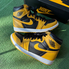 Load image into Gallery viewer, Jordan Pollen 1s Size 7.5
