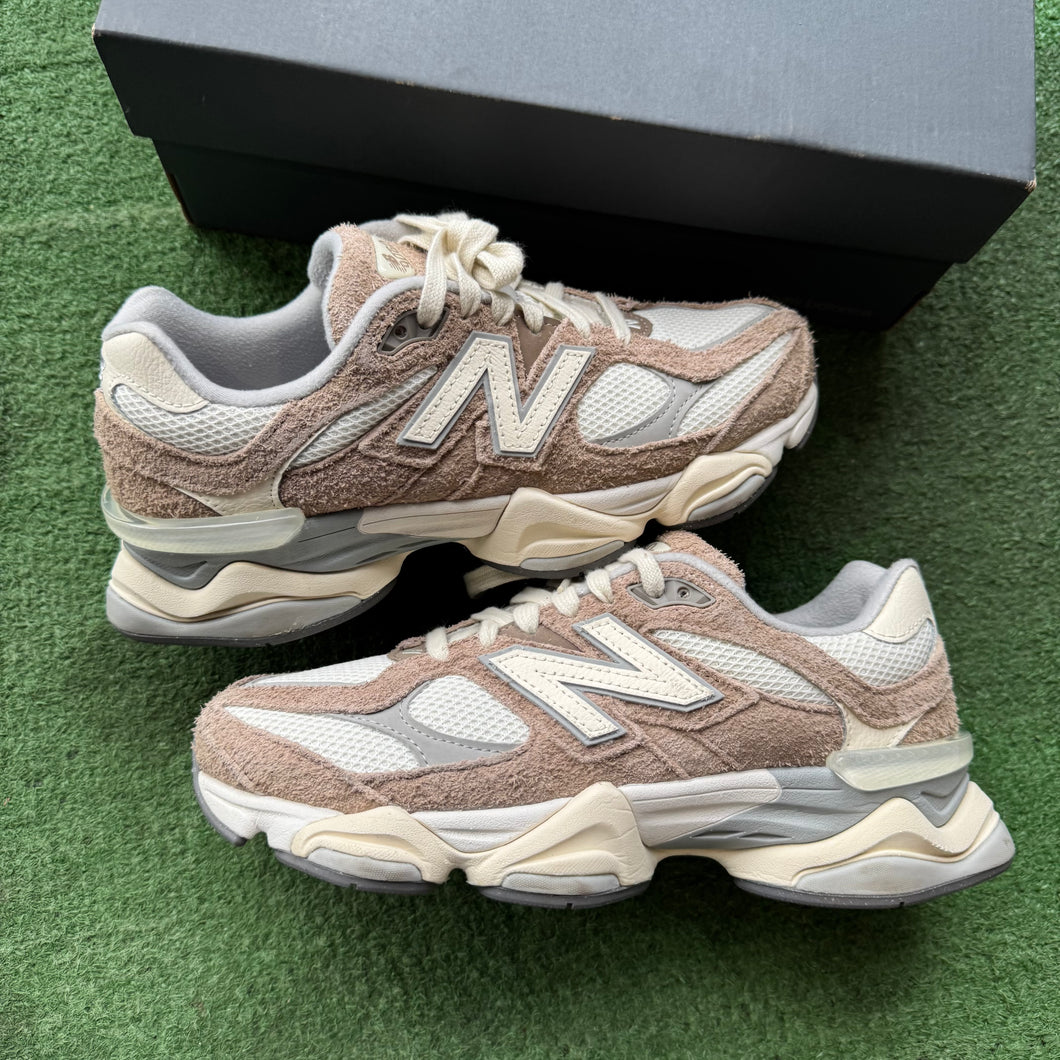 New Balance Driftwood Stone 9060s Size 8