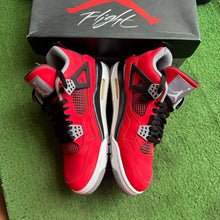 Load image into Gallery viewer, Jordan Toro 4s Size 8
