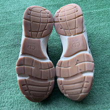 Load image into Gallery viewer, Dior B22s Size 42
