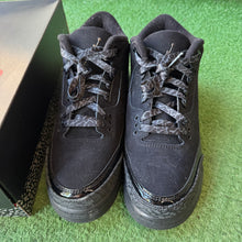 Load image into Gallery viewer, Jordan Black Cat 3s Size 6.5Y

