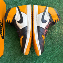 Load image into Gallery viewer, Jordan Taxi 1s Size 10.5
