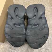 Load image into Gallery viewer, Yeezy Onyx Foam Runners Size 6
