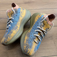 Load image into Gallery viewer, Yeezy Blue Oat 380s Size 6
