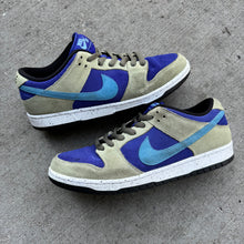 Load image into Gallery viewer, Nike ACG Celadon SB Low Dunks Size 9
