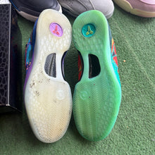 Load image into Gallery viewer, Nike Kobe What the Kobe Protro 8s Size 11
