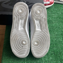 Load image into Gallery viewer, Nike Supreme White Air Force 1s Size 10
