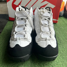 Load image into Gallery viewer, Nike White Teal Air Max Uptempo 95s Size 12

