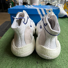 Load image into Gallery viewer, Adidas Crazy BYW LVLs Size 12.5
