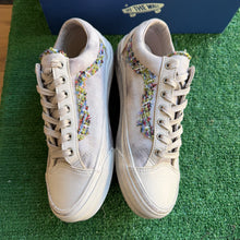 Load image into Gallery viewer, Vans Souvenir Oatmeal Old Skool 36s Size 9.5
