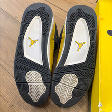 Load image into Gallery viewer, Jordan Lightning 4s Size 10.5
