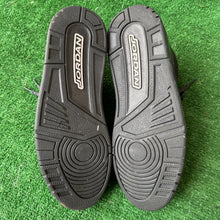 Load image into Gallery viewer, Jordan Black Cat 3s Size 13
