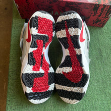 Load image into Gallery viewer, Nike LeBron Soldier 11s Size 8
