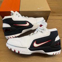 Load image into Gallery viewer, Nike LeBron Debut Zoom Generations Size 9
