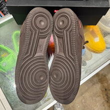 Load image into Gallery viewer, Nike Supreme Air Force 1s Size 11.5
