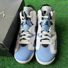 Load image into Gallery viewer, Jordan UNC 6s Size 4Y
