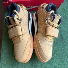 Load image into Gallery viewer, Nike Air TR Victor Cruz Size 9

