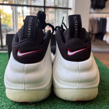 Load image into Gallery viewer, Nike Pearl Foamposite Pros Size 10
