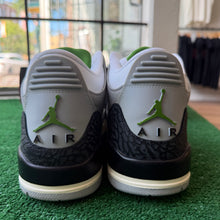 Load image into Gallery viewer, Jordan Chlorophyll 3s Size 10
