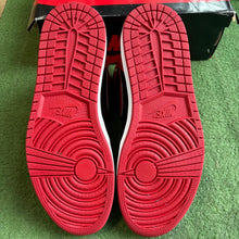 Load image into Gallery viewer, Jordan Patent Bred 1s Size 12
