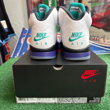 Load image into Gallery viewer, Jordan Grape 5s Size 11.5
