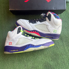 Load image into Gallery viewer, Jordan Alternate Bel-Air 5s Size 12
