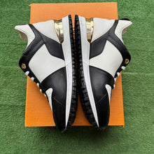 Load image into Gallery viewer, LV Run Away Sneakers Size 40
