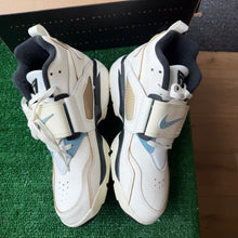 Load image into Gallery viewer, Nike Must Be The Money Air Diamond Turfs Size 12
