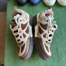 Load image into Gallery viewer, Louis Vuitton Skates Size 10UK
