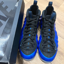 Load image into Gallery viewer, Nike International Blue Foamposites Size 13
