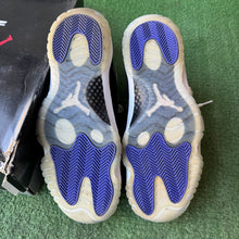 Load image into Gallery viewer, Jordan Concord 11s Size 10.5
