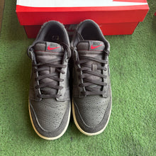 Load image into Gallery viewer, Nike Black Off Noir Low Dunks Size 9
