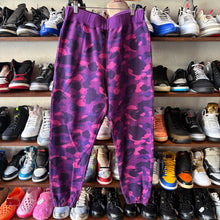 Load image into Gallery viewer, Bape Sweatpants Size M
